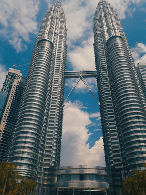 Free Low Angle Shot of the Petronas Twin Towers Stock Photo