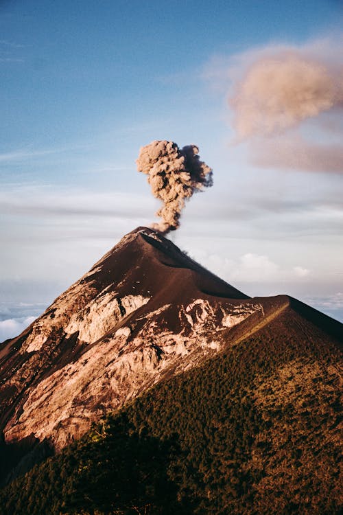 Kostnadsfri bild av aktiv vulkan, aska, drönarbilder
