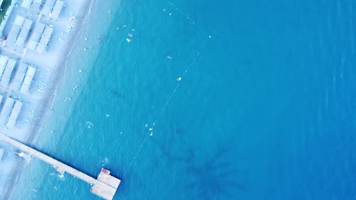 Бесплатное стоковое фото с берег, вид сверху, море