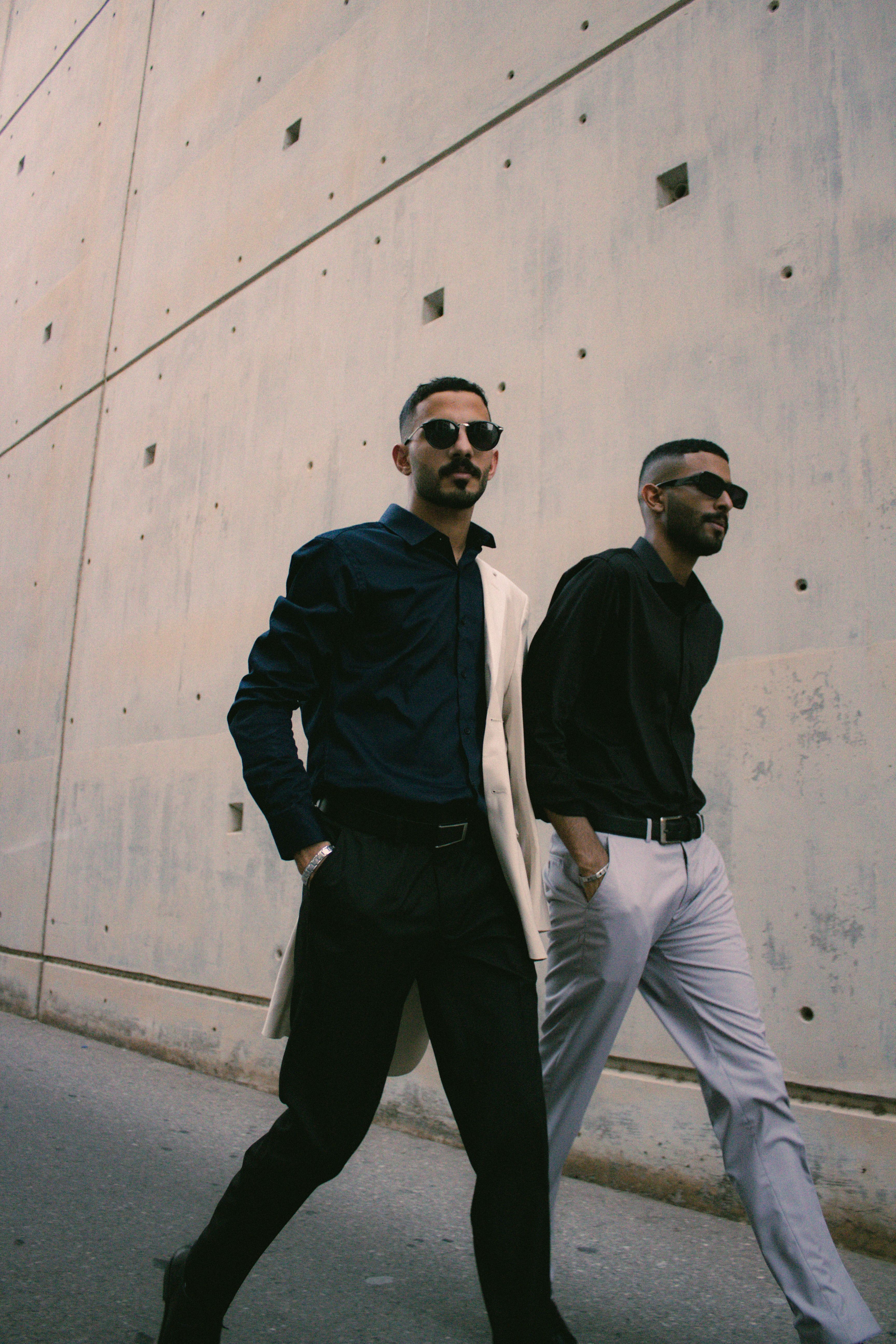 Walking Shot For Men Photos, Download The BEST Free Walking Shot For ...