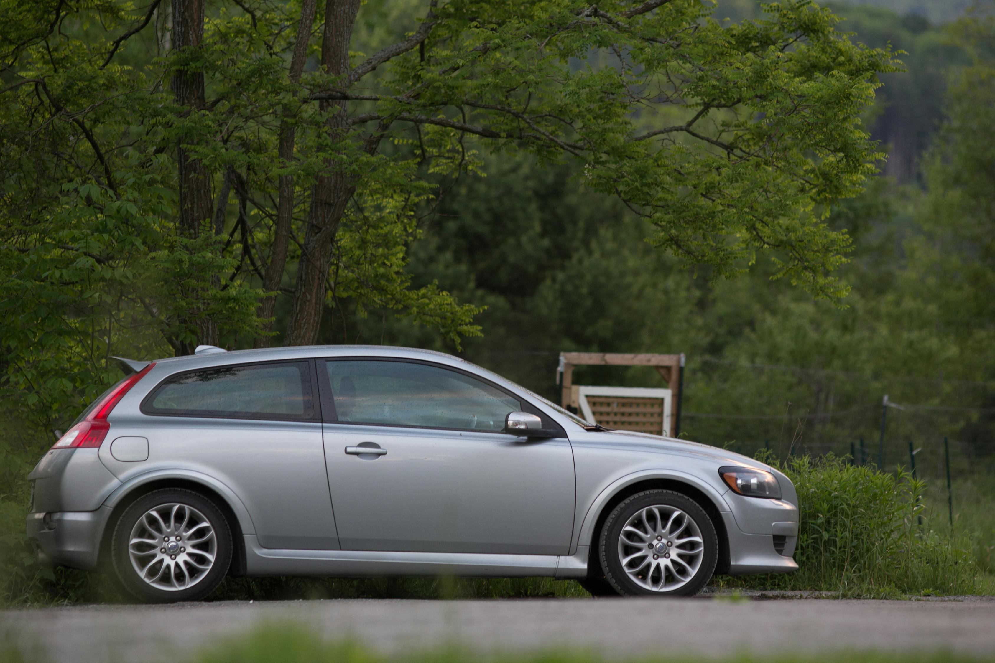 Free stock photo of car, gate, gray car
