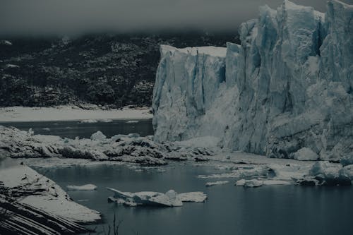 Безкоштовне стокове фото на тему «Аерофотозйомка, айсберг, Арктика»