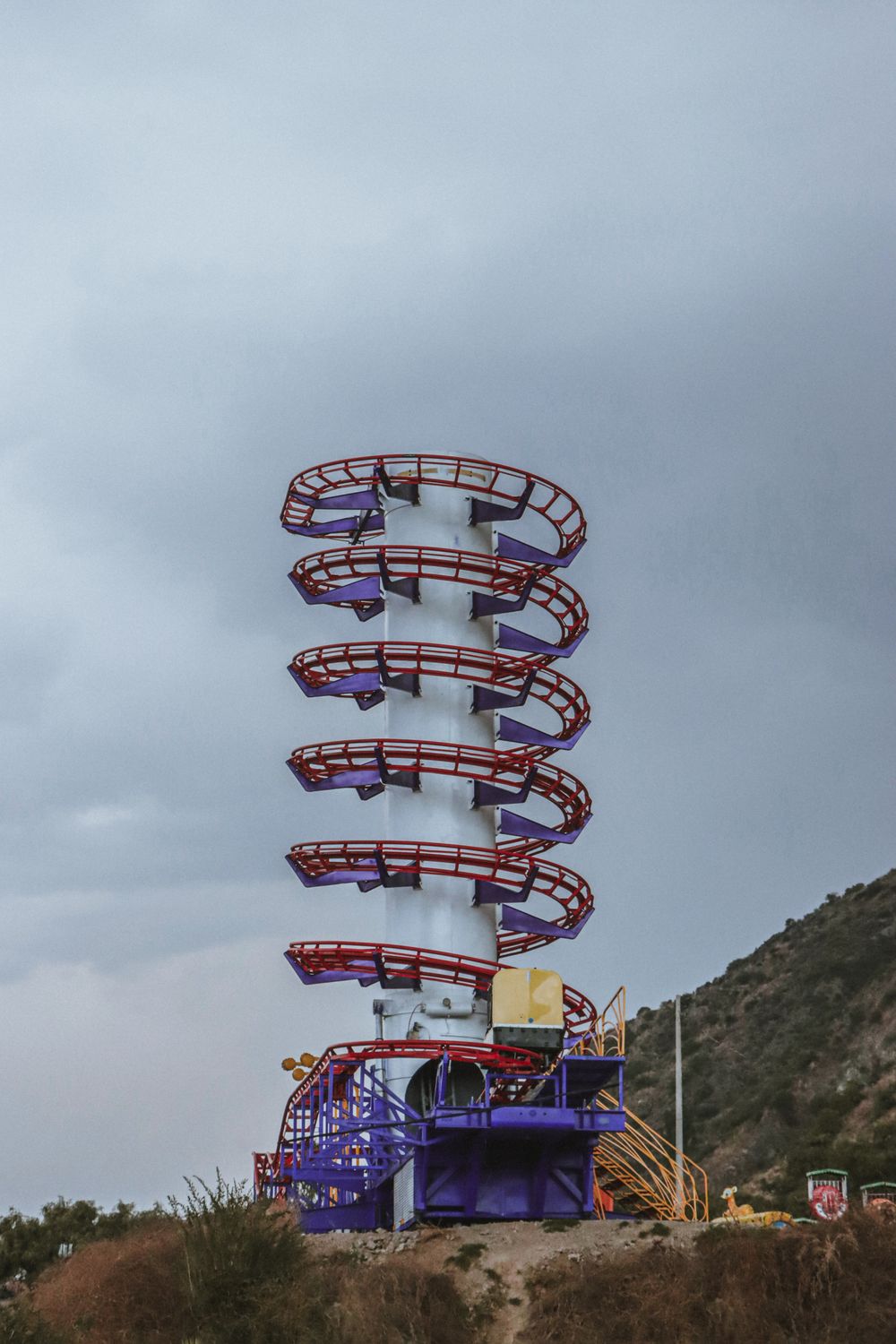 Amusement Ride under Cloudy Sky · Free Stock Photo