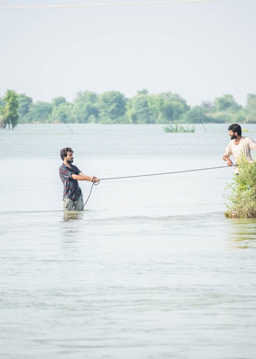 Foto profissional grátis de inundações no paquistão em 2022