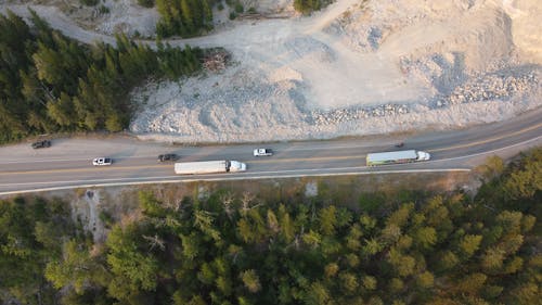 Darmowe zdjęcie z galerii z autostrada, droga, pojazdy silnikowe