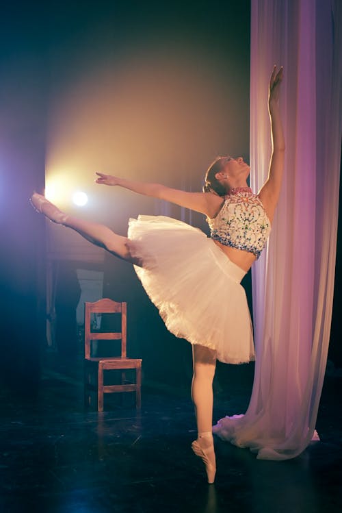 Foto profissional grátis de Argentina, bailarina, balança