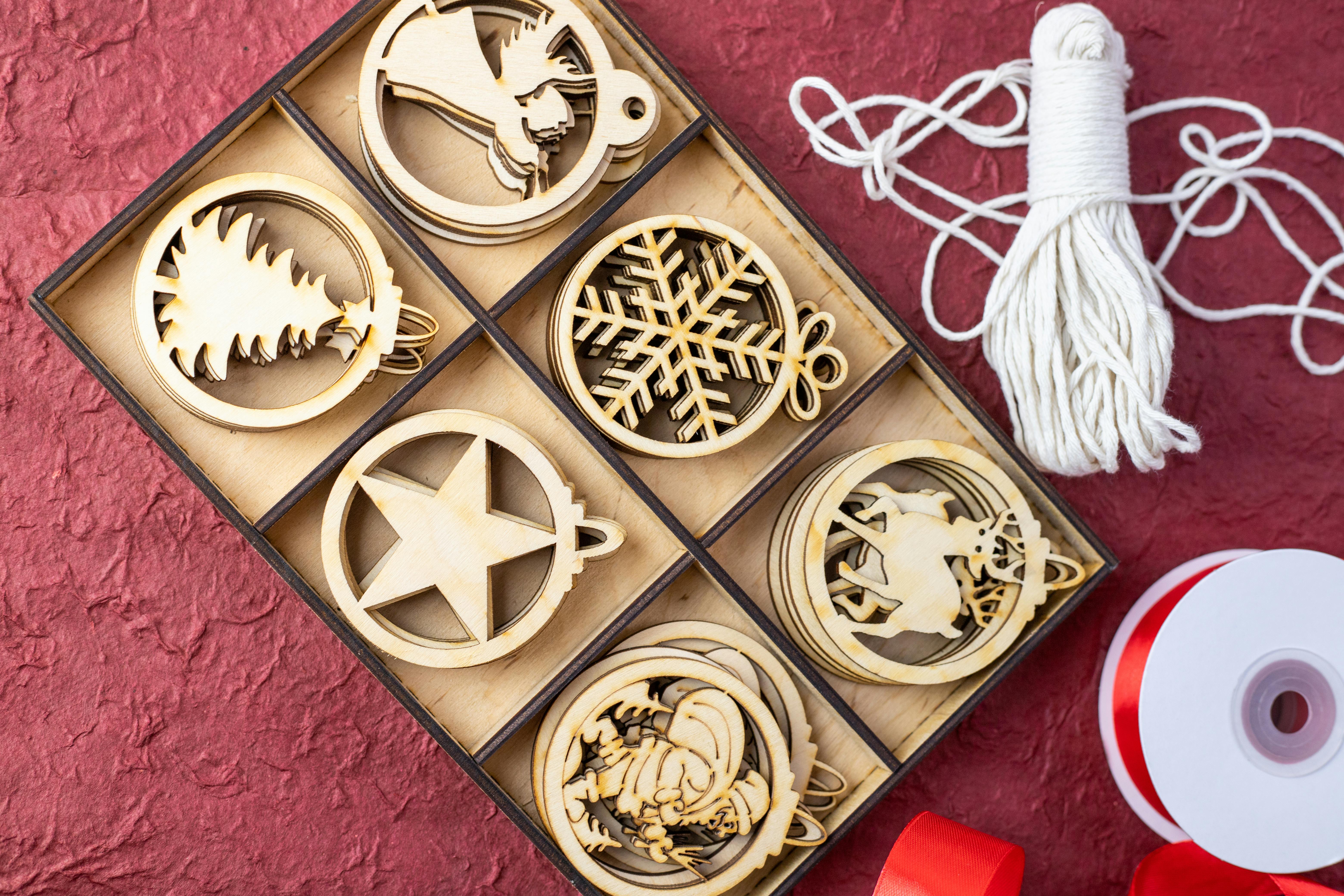 Hobbycraft launches Christmas deals with major savings on kids craft kits — Photo by Mateusz Feliksik on Pexels