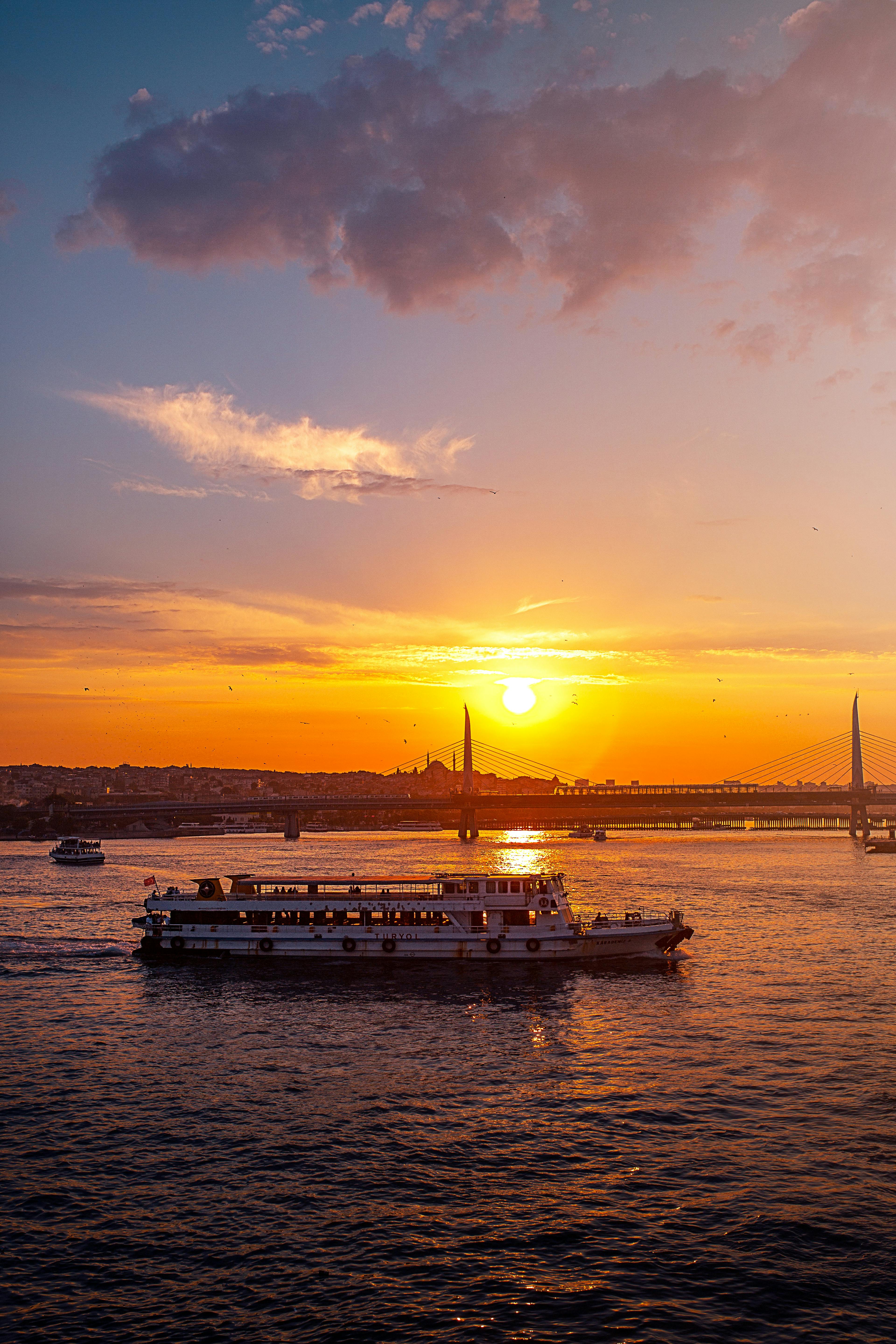 How much is 60k an hour?