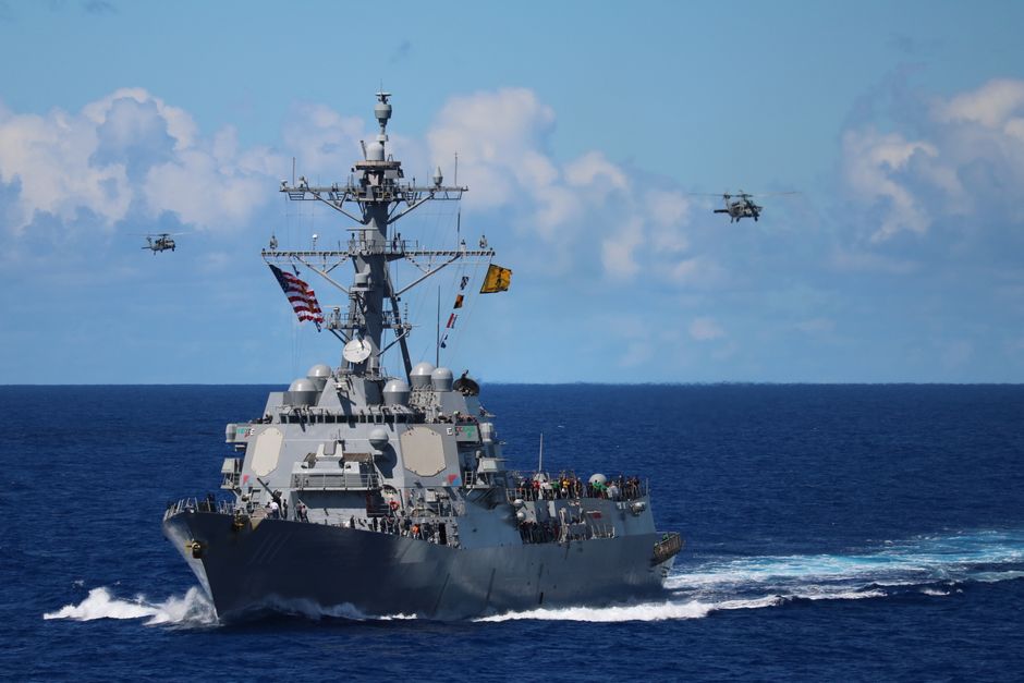 aegis destroyer warship ocean