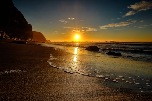 無料 ゴールデンアワー, ビーチ, 夕日の無料の写真素材 写真素材
