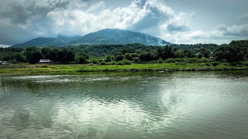 Základová fotografie zdarma na téma farma, hora, jezero