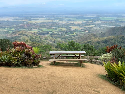 Fotos de stock gratuitas de lugar, mesa, montaña