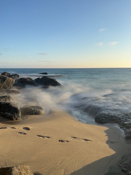 Free Long Exposure Photography of a Scenic Beach Stock Photo