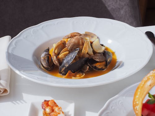 Free Mussel Dish in a Ceramic Plate  Stock Photo