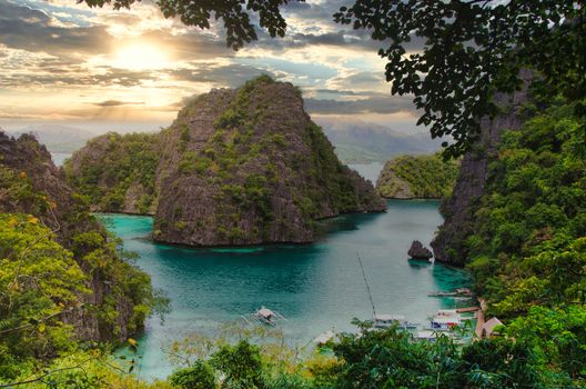 Coron WWII wreck diving — Palawan