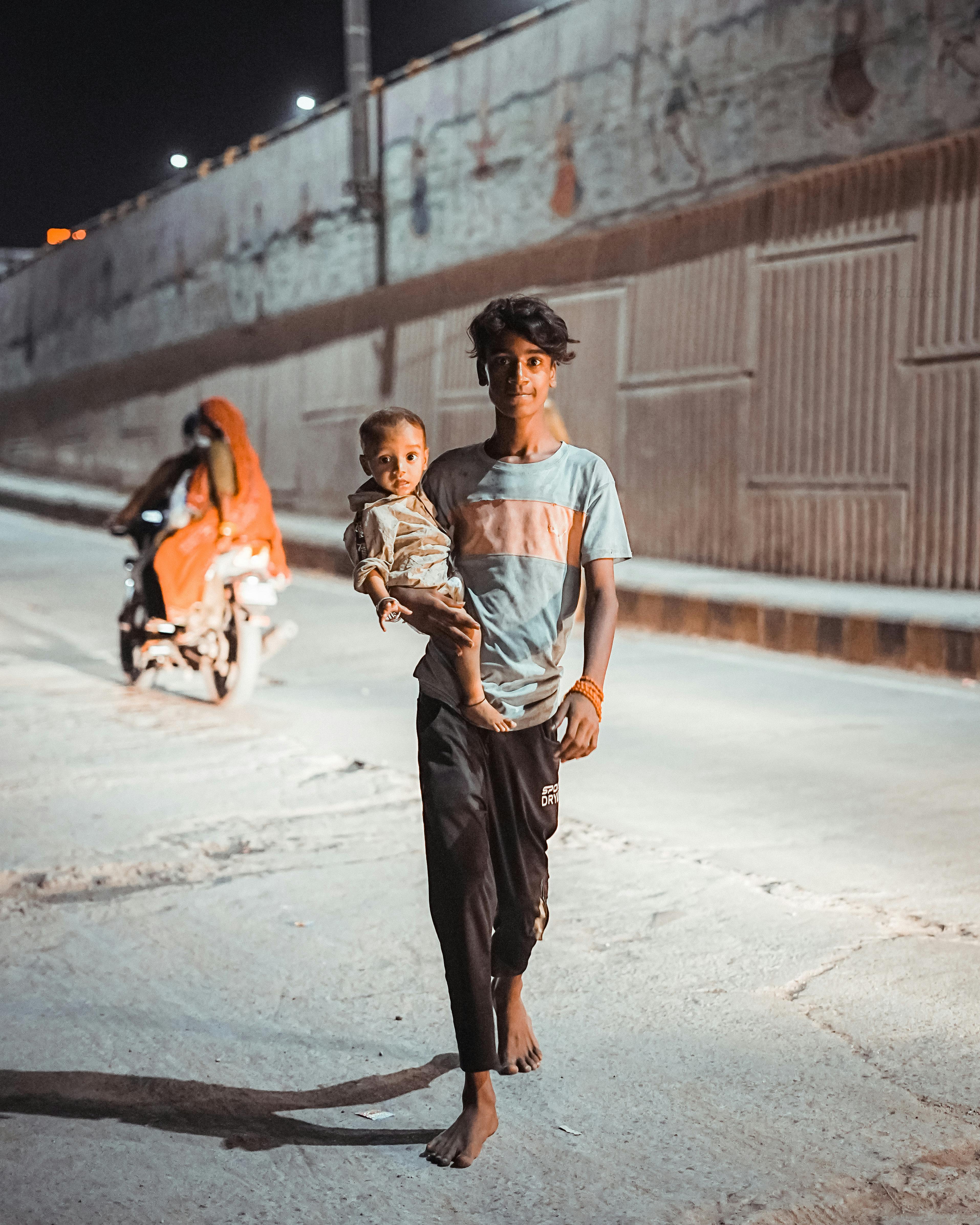 What is poor parent/child relationship?