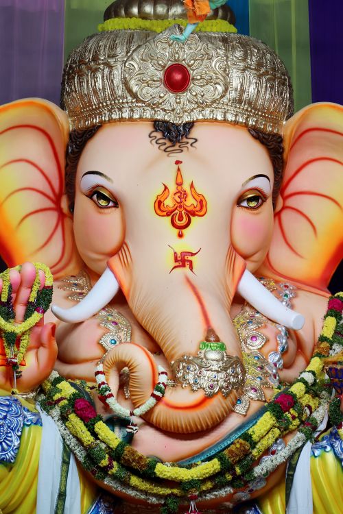 Free Close-up of an ornate Ganesha statue symbolizing wisdom and prosperity. Stock Photo