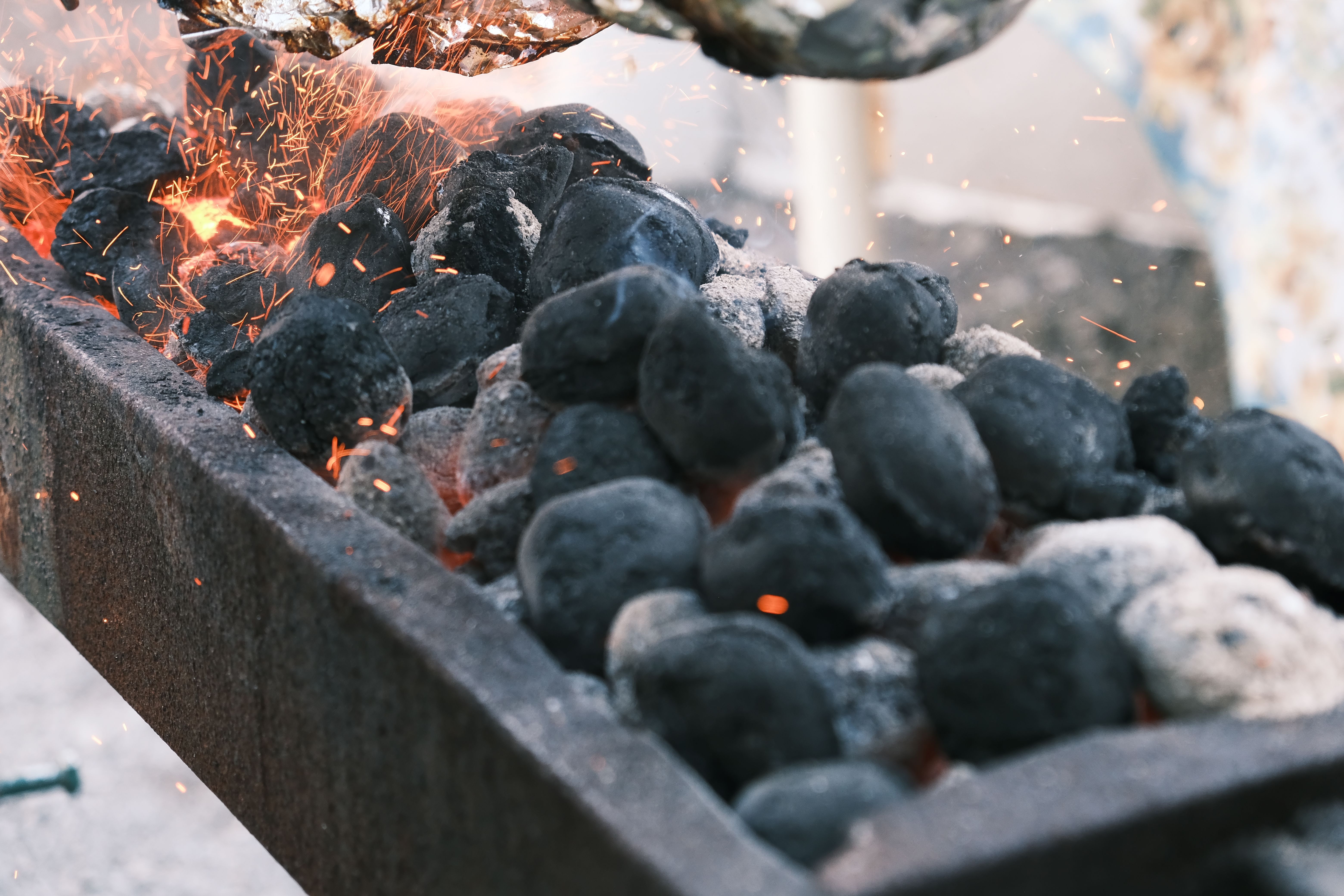 Two-Zone Chimney Starter