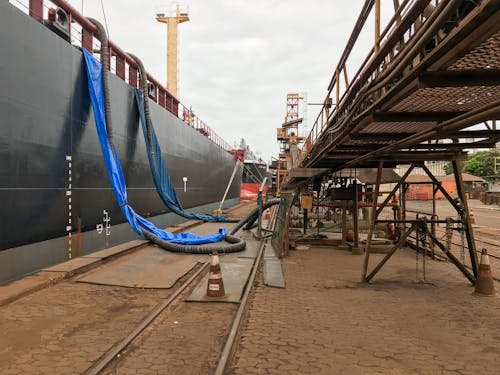 Fotos de stock gratuitas de barco, buque de gasolina que transporta, buque de transporte de gasolina