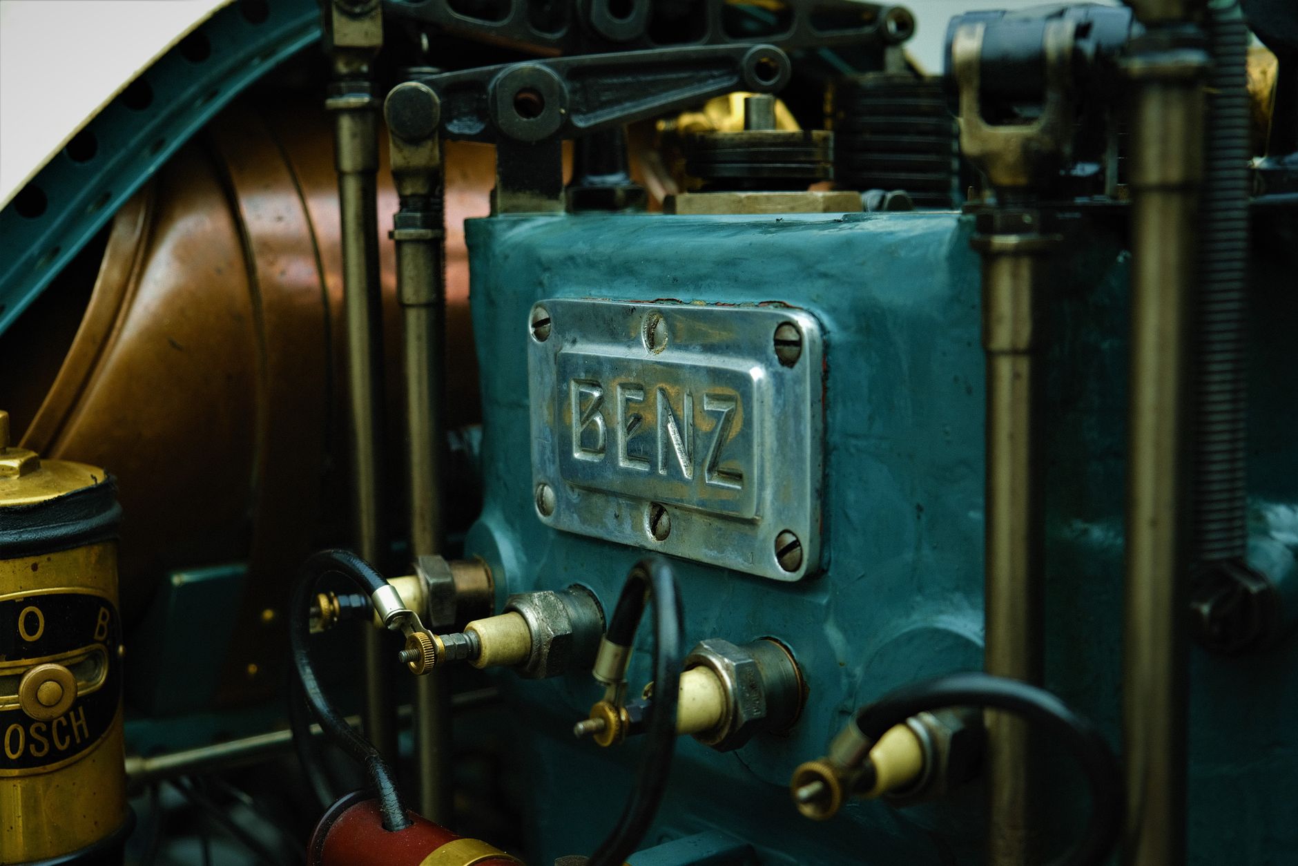 Tech Perspectives: Retro Astronomy to Analog Daily Driving