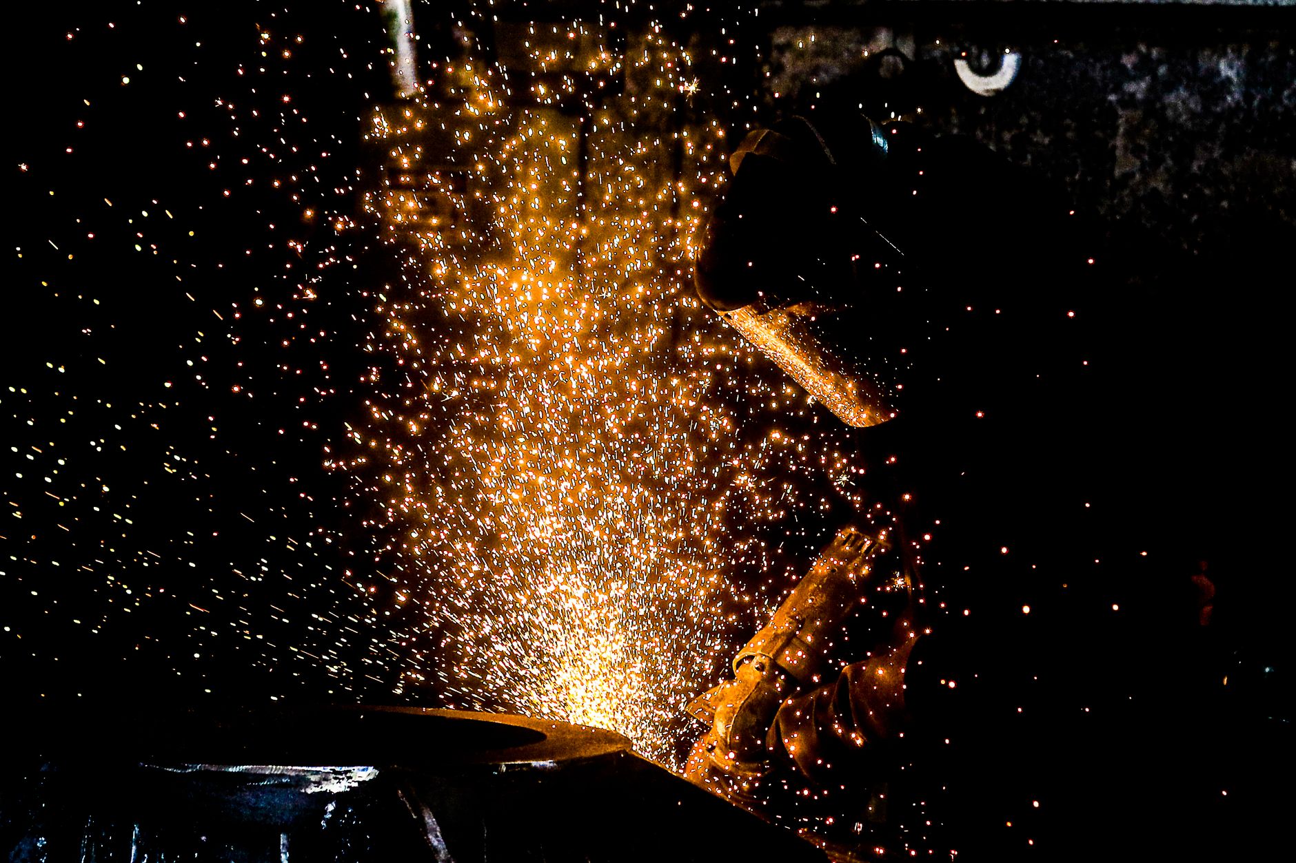 The Unseen Costs of Single-Use Dust Containment Systems