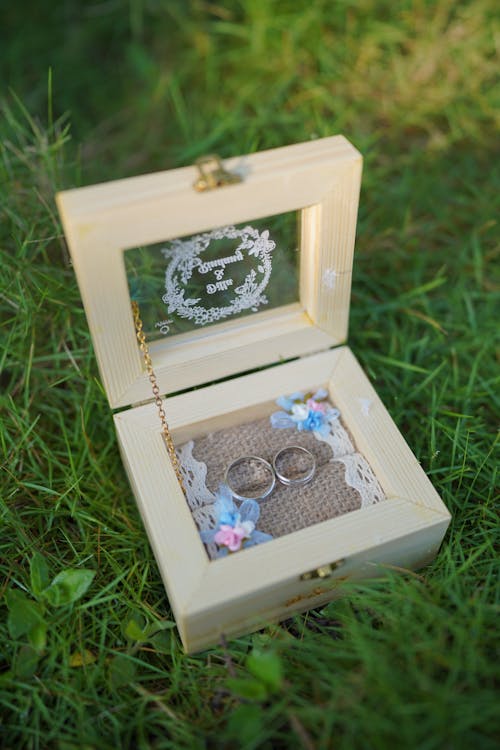 Wedding Rings in Wooden Jewelry Box