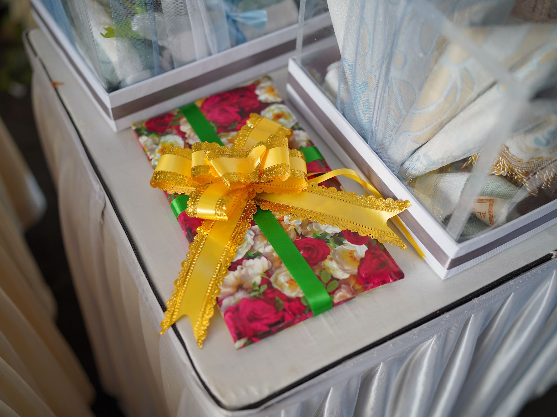 Gamlingay — professional packers wrapping and boxing belongings