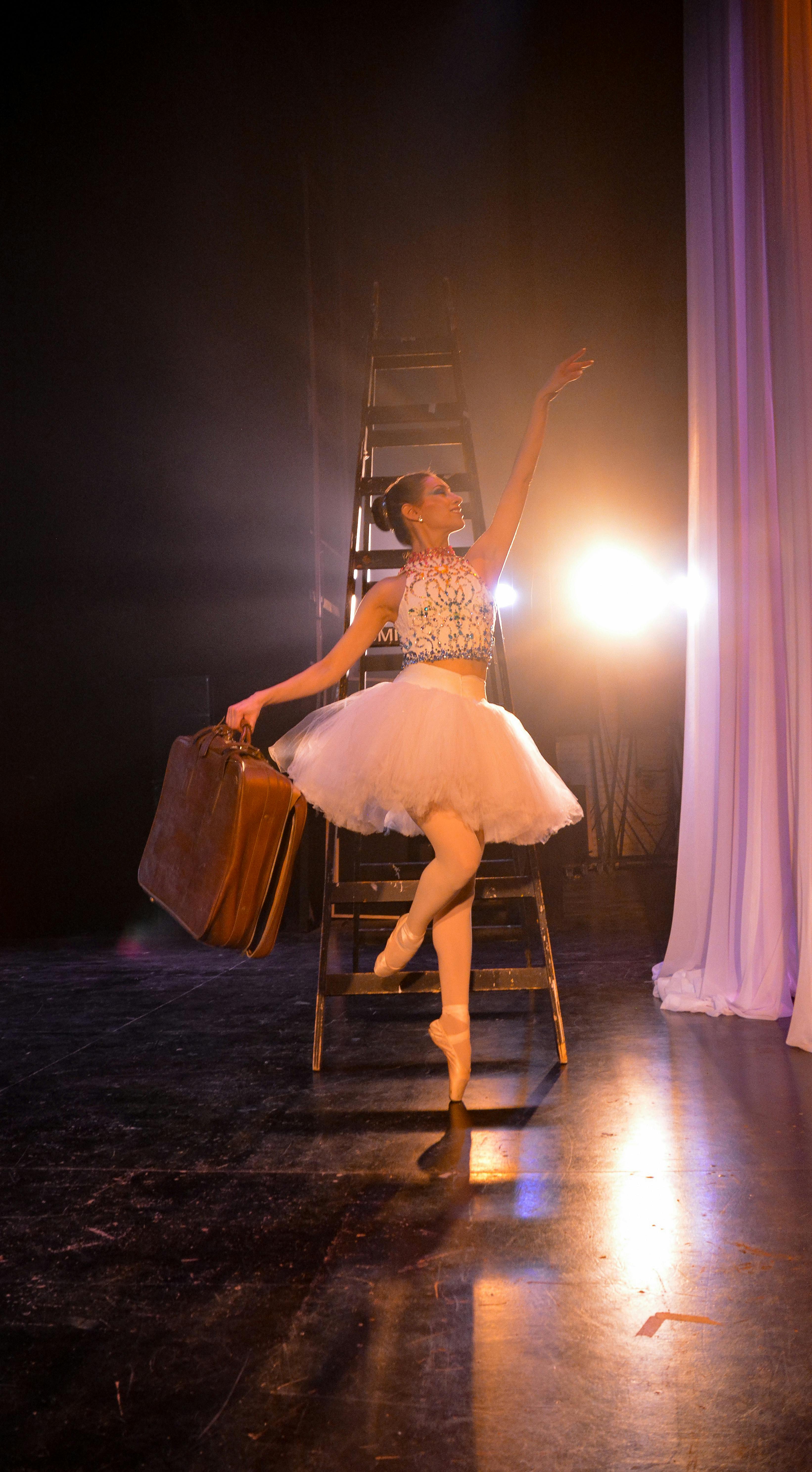 Ücretsiz açık, anlamlı, aydınlatılmış içeren Ücretsiz stok fotoğraf Stok Fotoğraflar