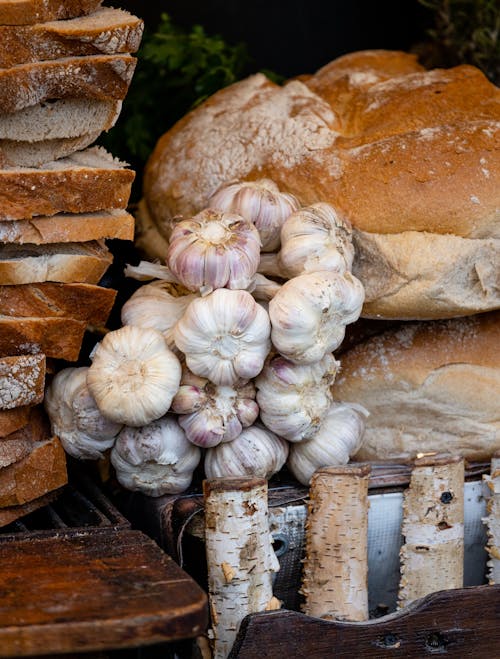 Brown Breads and Garlic