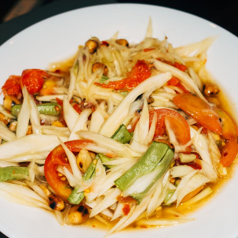 Thai Green Papaya Salad (Som Tam)