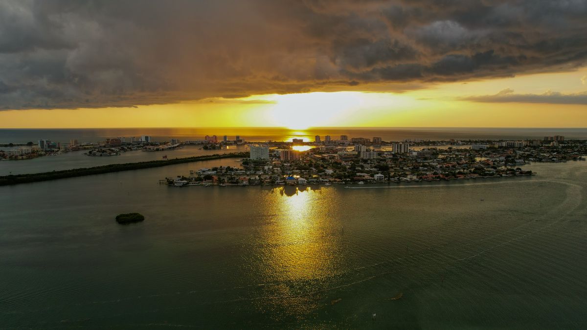 St. Petersburg, FL Travel Sweepstakes Near Me: Where to Find Legit Deals