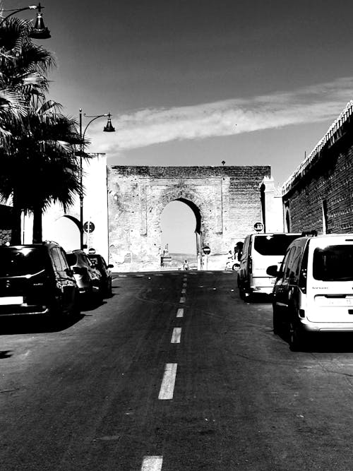 Free stock photo of a man at a fork in the road, fez, medina