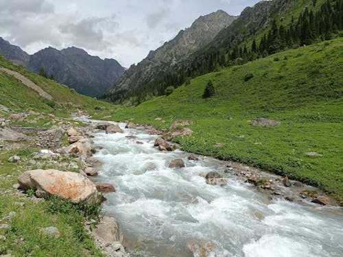 Безкоштовне стокове фото на тему «вода, гора, Долина»