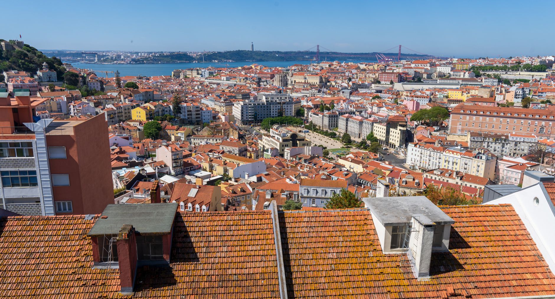 Why Portuguese House Prices Rose 23% This Year