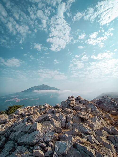 Rocky Mountain Under the Blue Sky