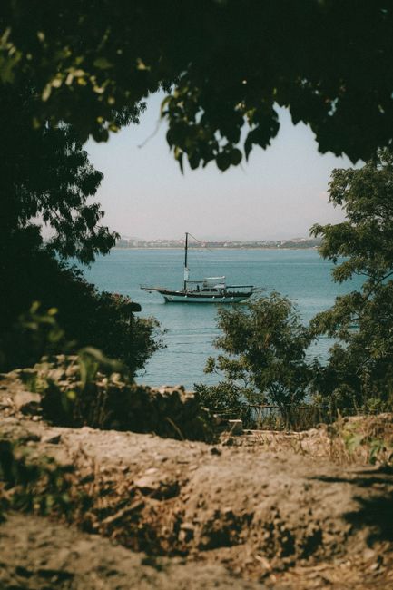 Ethical Dilemmas: The Darker Side of Tourism Ethical Dilemmas: The Darker Side of Tourism