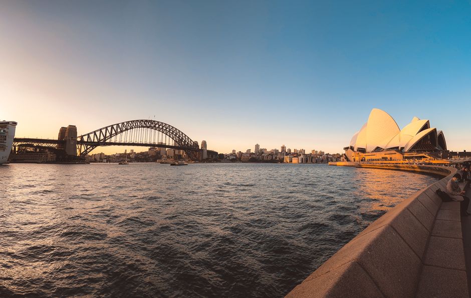 Sydney Operaház és Harbour Bridge: Magyar Utazók Tippjei – Sydney Opera House and Harbour Bridge panoramic view