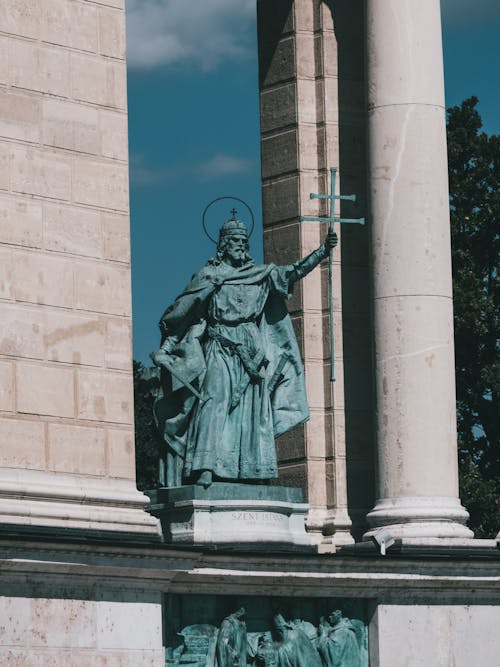 Foto d'estoc gratuïta de columna, escultura, estàtua