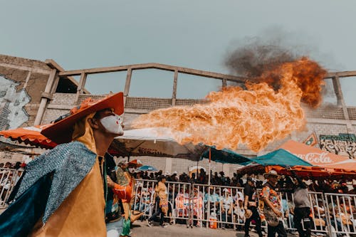 Kostnadsfria Kostnadsfri bild av brand, eld andning, festival Stock foto