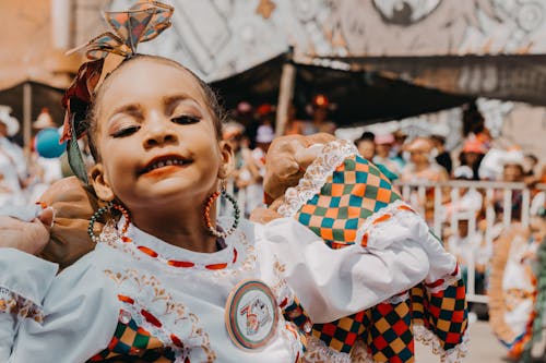 Fotobanka s bezplatnými fotkami na tému dieťa, festival, hispánskej dievča