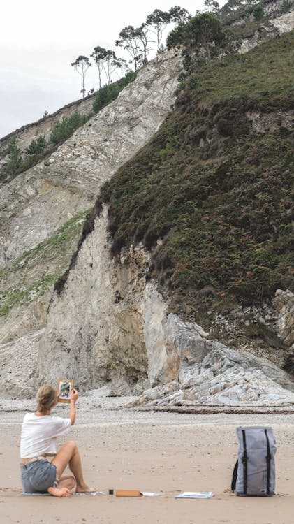 Foto profissional grátis de férias, litoral, mulher