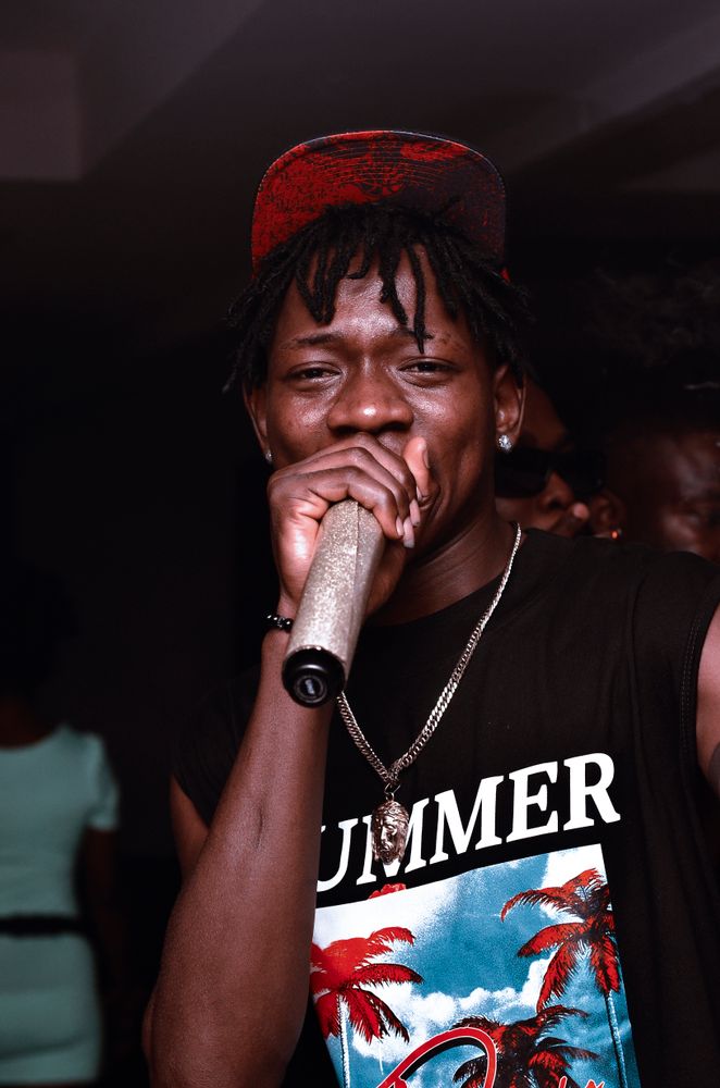 Rapping Photos, Download The BEST Free Rapping Stock Photos & HD Images