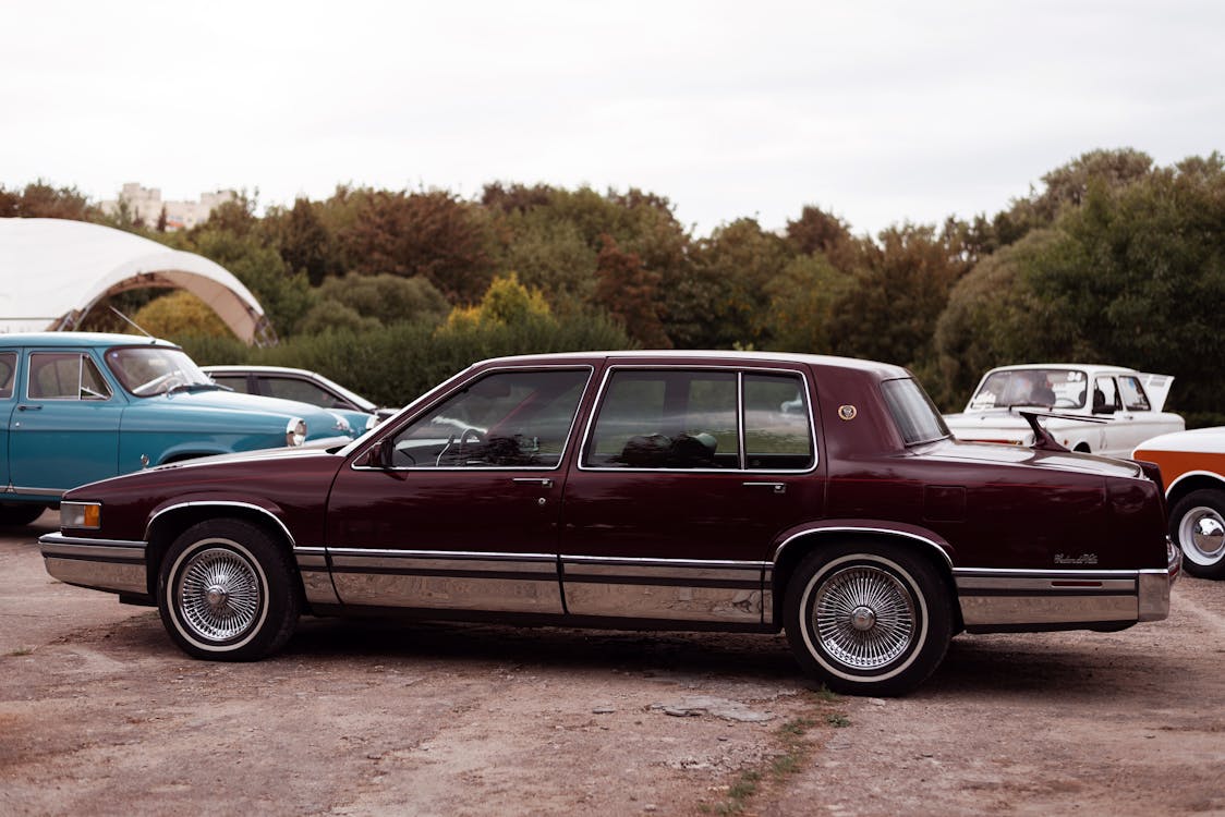 Black Cadillac DeVille · Free Stock Photo