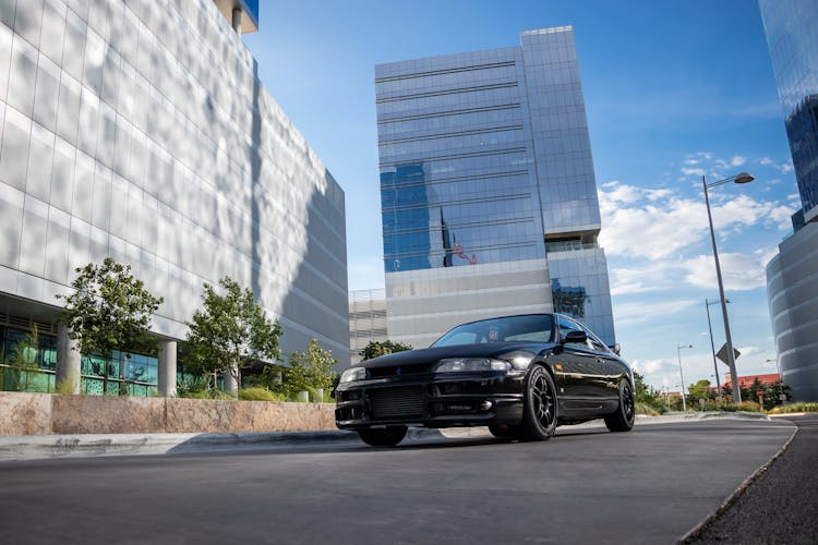 Nissan Skyline R33