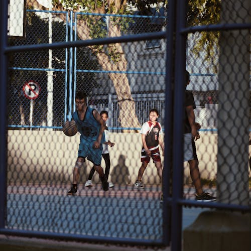 Δωρεάν στοκ φωτογραφιών με μπάλα μπάσκετ, Μπάσκετ - Αθλητισμός, φωτογραφία δρόμου