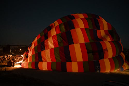 Gratuit Imagine de stoc gratuită din balon cu aer cald, bărbați, câmp deschis Fotografie de stoc
