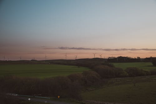 Бесплатное стоковое фото с ветер фермы, ветряные мельницы, за городом