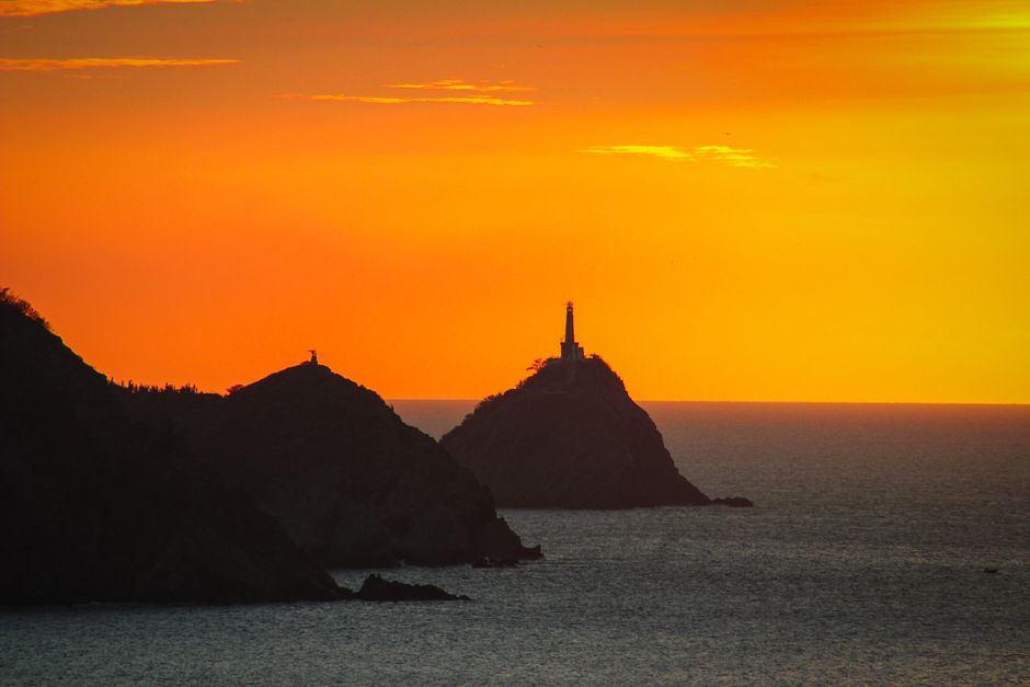 Sunset by Mamelles Lighthouse things to do in dakar