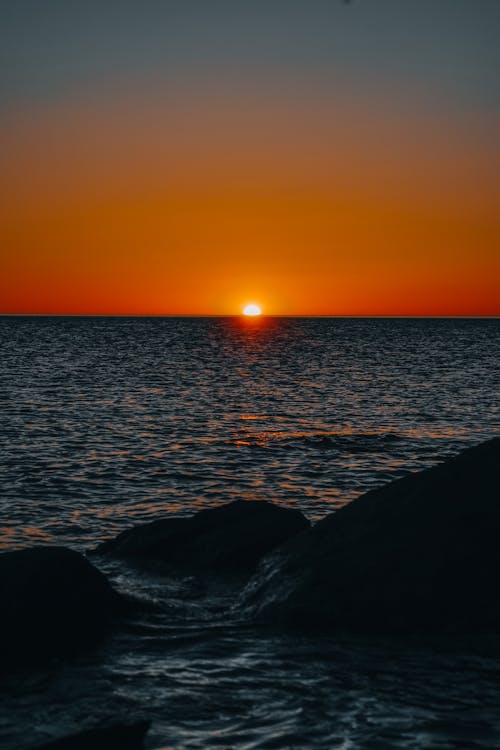 Kostenloses Stock Foto zu dämmerung, draußen, horizont