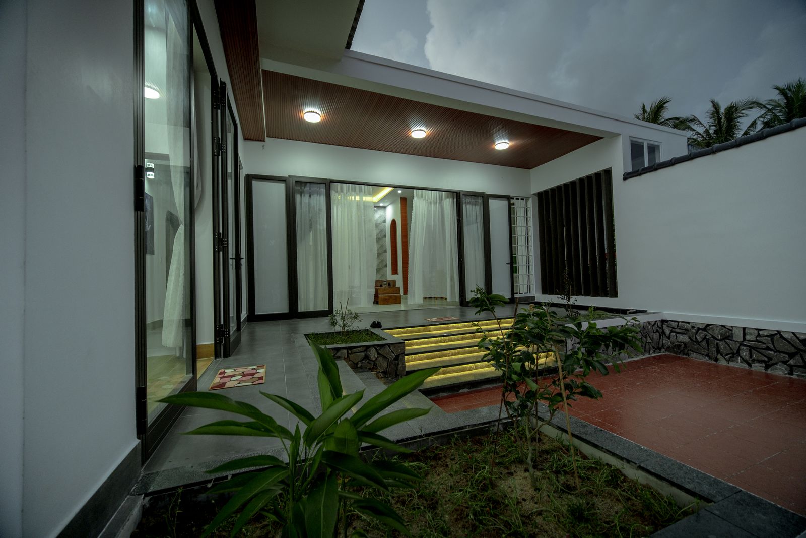 Modern residential lighting